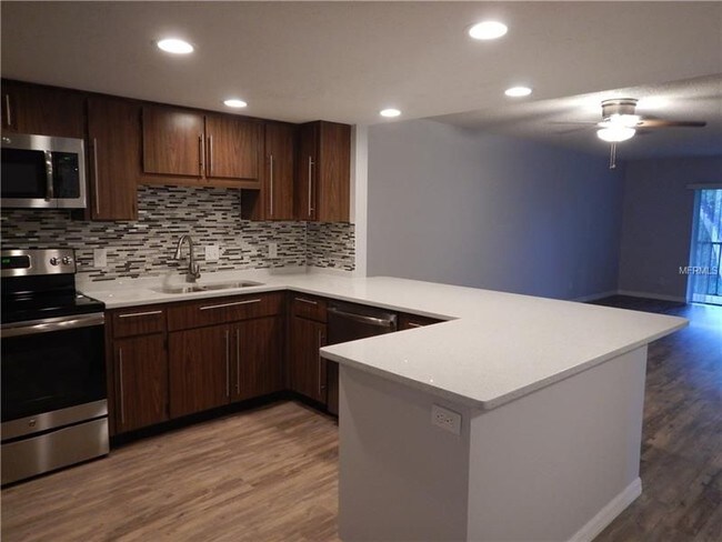 Foto del edificio - 2 bed 2 bath condo