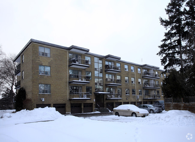 Building Photo - 29 Upper Canada Drive