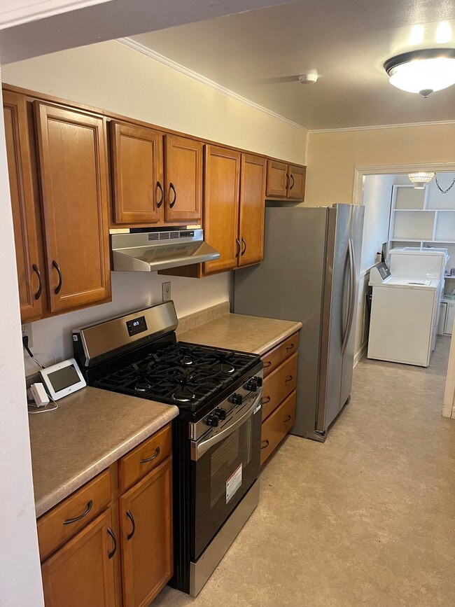 Foto del edificio - 415 N Hite Ave