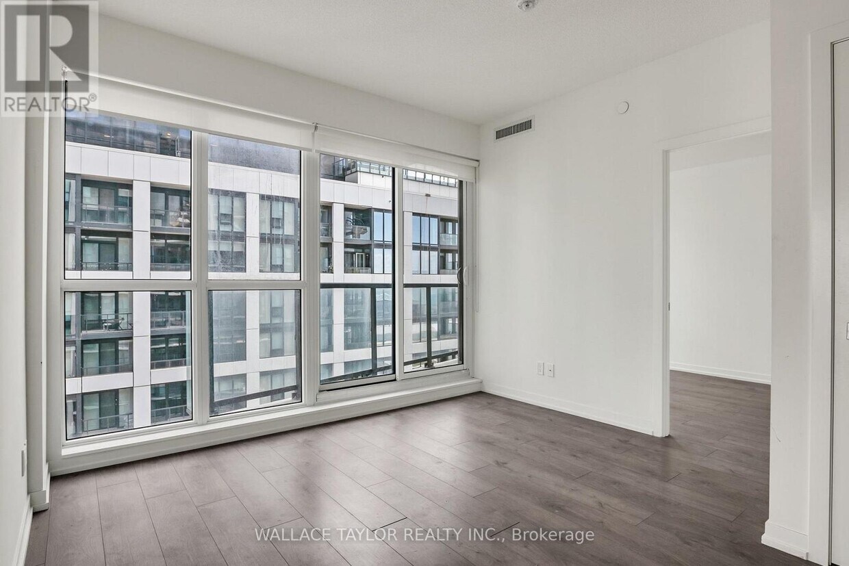 Photo principale - 49 E Liberty St