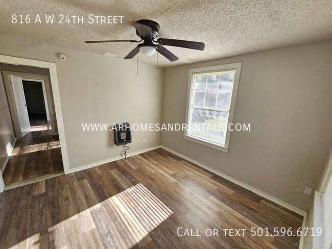Building Photo - 816A W 24th 2 bedroom 1 bathroom