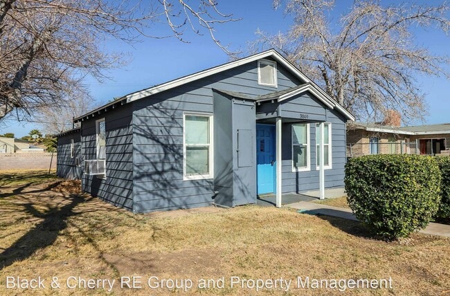 Building Photo - 3049 Cedar St