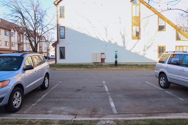Building Photo - 6031 Curtier Dr