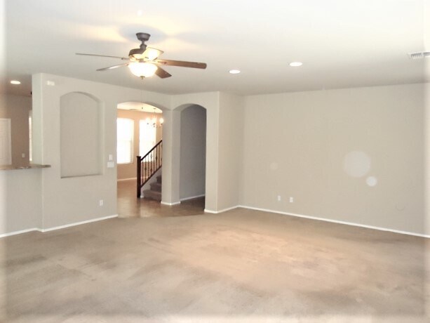 Foto del edificio - 14223 W Jenan Dr