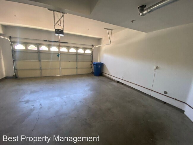 Building Photo - 3 br, 2.5 bath House - 7303 Carter Avenue
