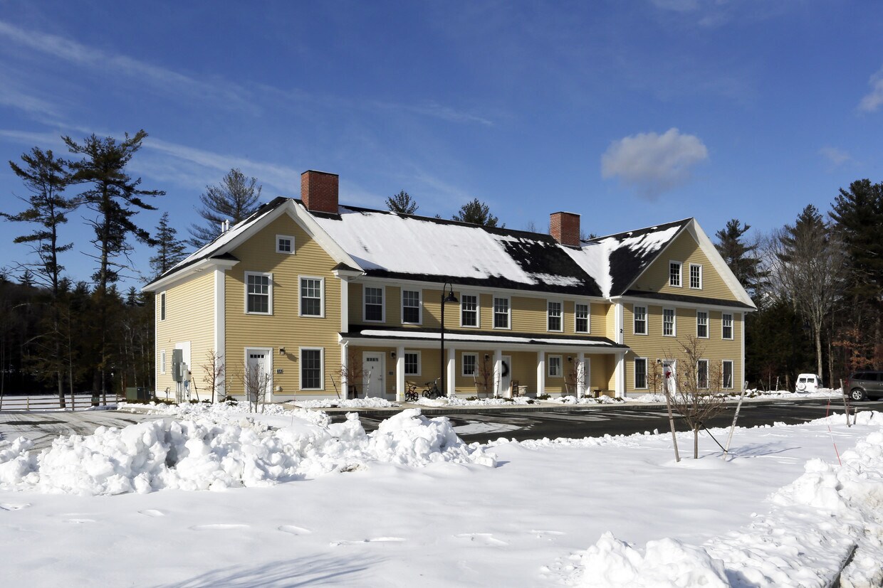 Foto principal - Hidden Pond Apartments
