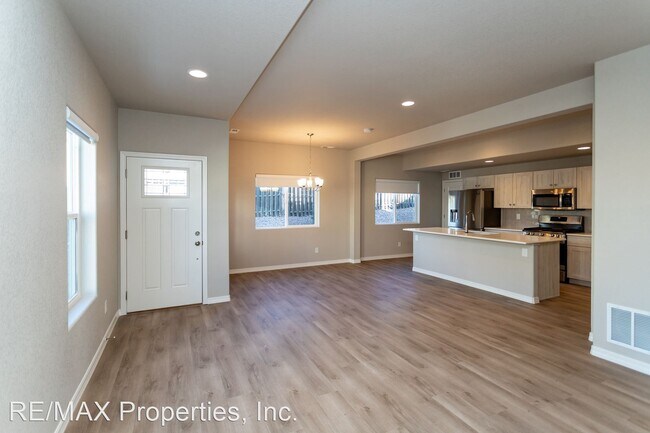 Building Photo - 3 br, 2.5 bath House - 6240 Felsite Gr.