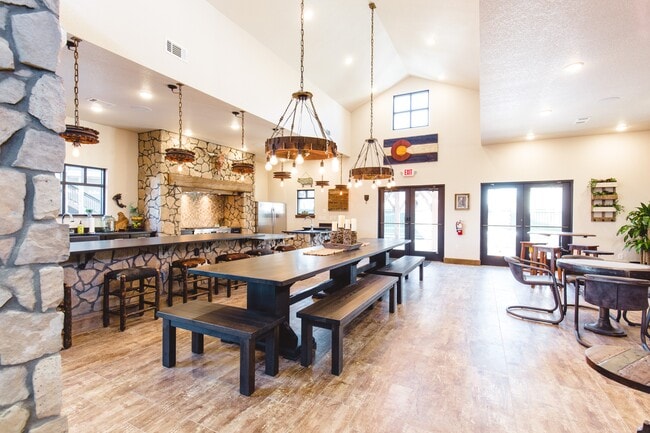 Building Photo - Bucking Horse Apartments