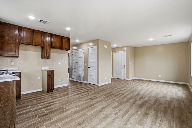 Foto del edificio - Brand New 2 Bedroom Apartment. Accepts Housing Assistance