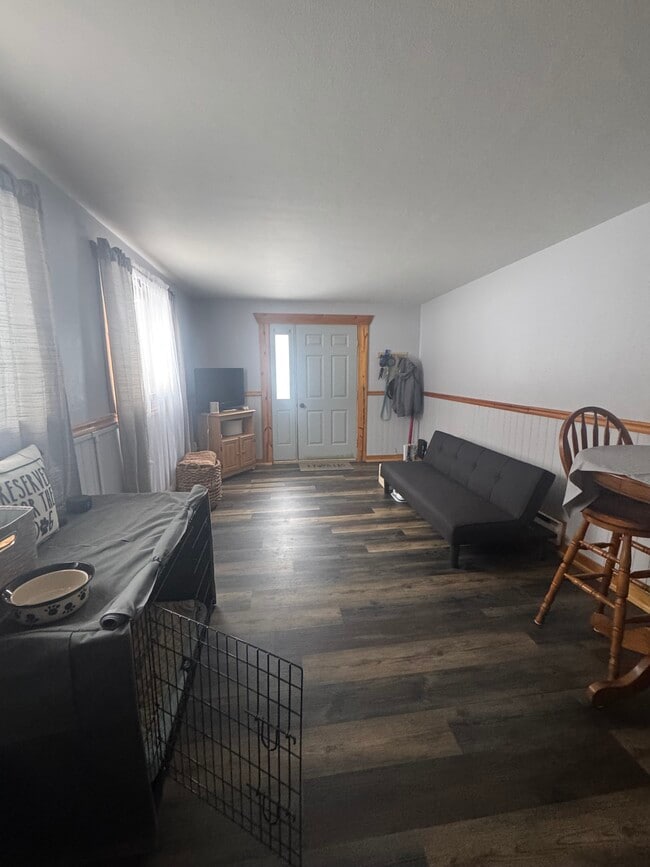 Building Photo - 749 S Grant St