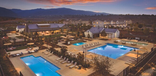 Building Photo - 3975 Lavine Wy