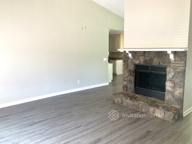 Building Photo - 6495 Will Dupree Ln