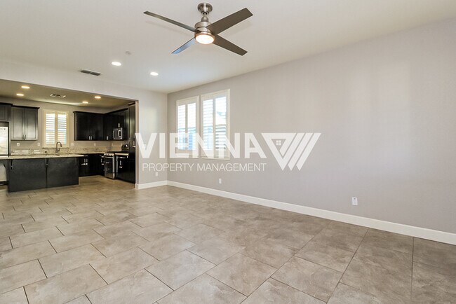 Building Photo - 400 Dormarin Pl