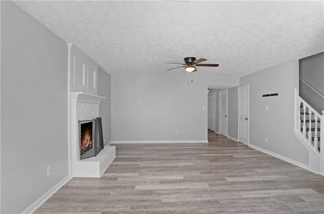 Building Photo - 4556 Coopers Creek Pl SE