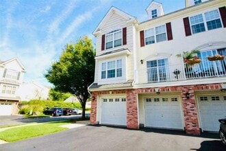 Building Photo - 14 Elco Ct