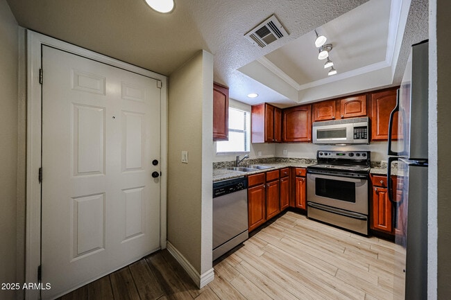Building Photo - 3435 W Danbury Dr