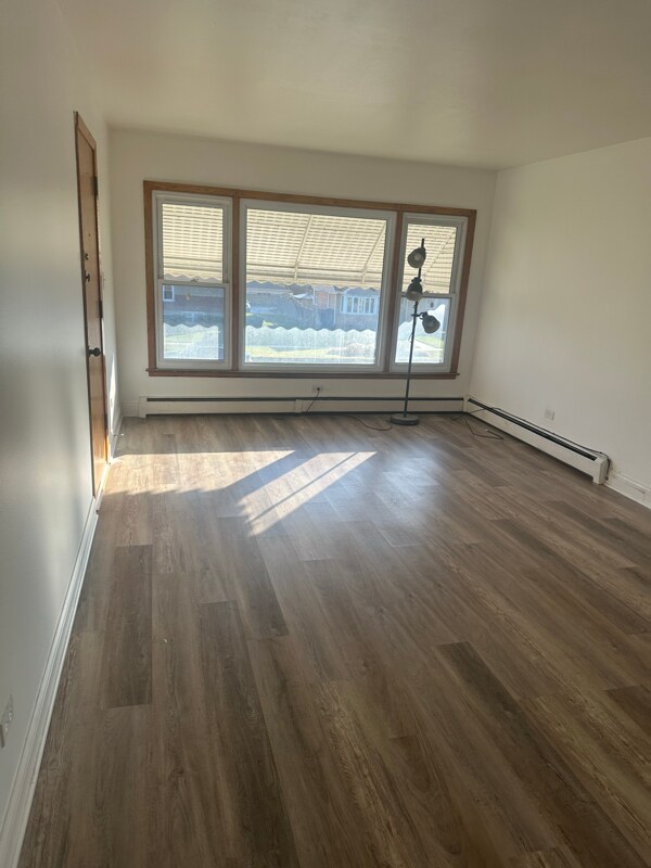 Foto del edificio - 5948 W 79th St