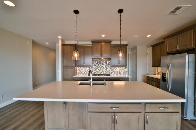 Building Photo - 7037 Robin Nest Ct