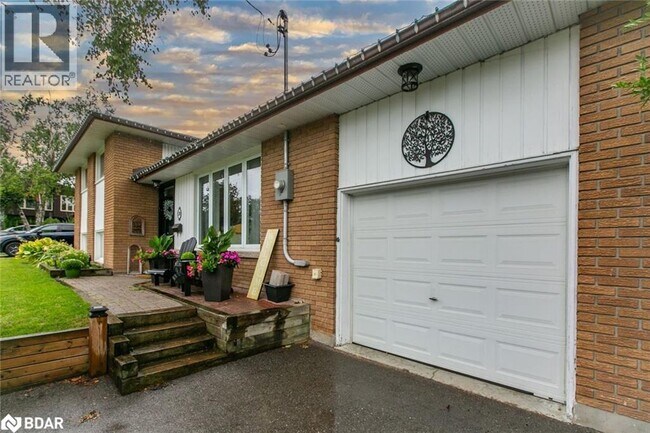 Photo du bâtiment - 20 Ottaway Ave