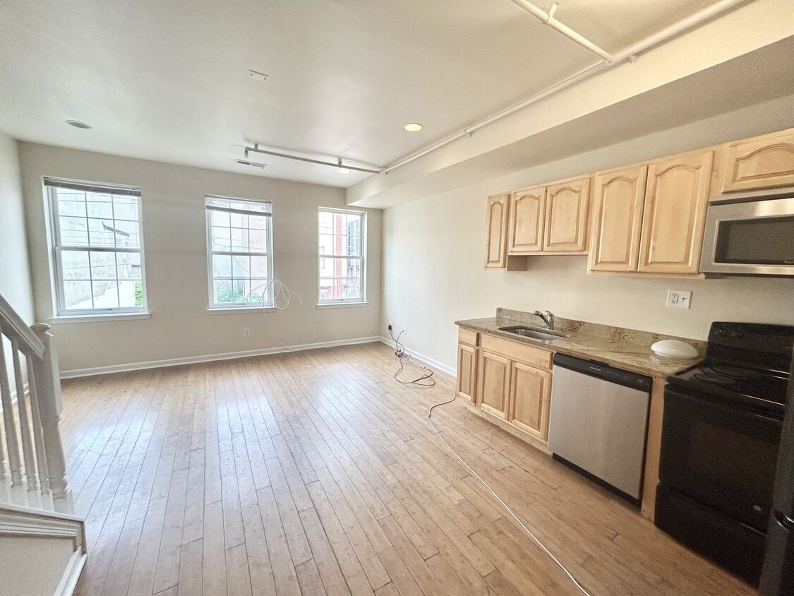 Primary Photo - 2038 North 18th Street