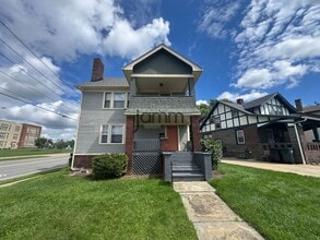 Building Photo - 3241 Kildare Rd