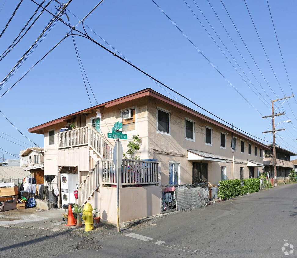 Foto principal - 2021-2023 Stanley St