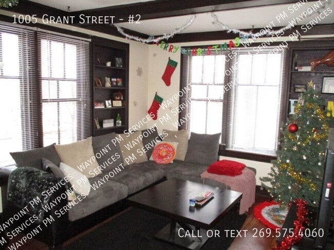 Building Photo - 1005 Grant St