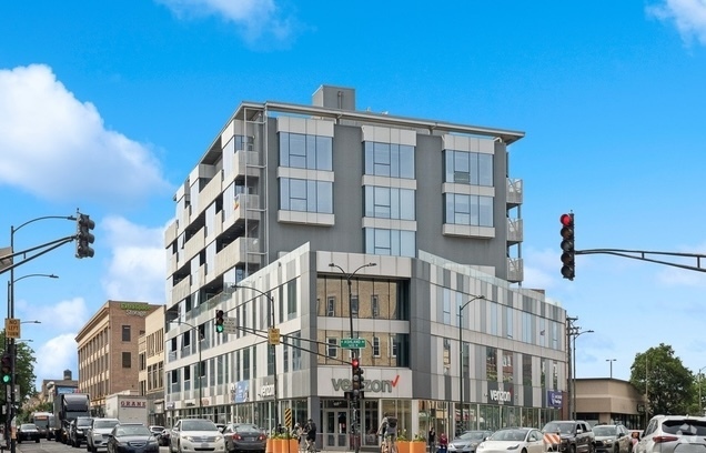 Building Photo - 1243 N Milwaukee Ave