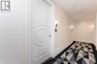 Building Photo - 88 Blue Jays Way