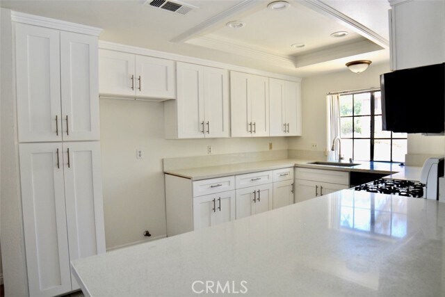 Foto del edificio - 21696 Laurelrim Dr