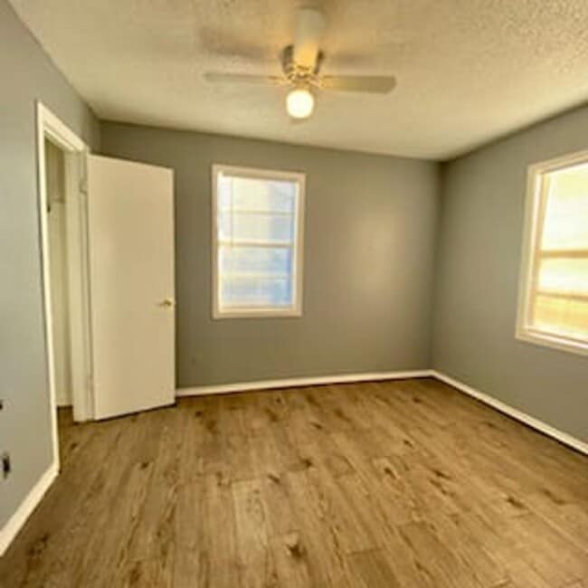 Foto del edificio - $0 First Month's Rent / $0 Deposit at Move-in