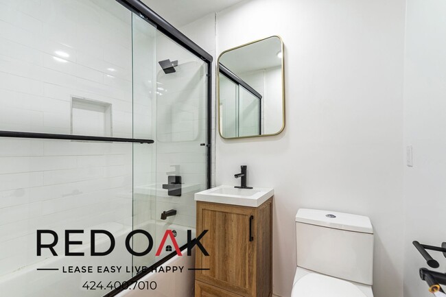 Building Photo - ~1 Month FREE~ Breathtaking Two Bedroom Fe...