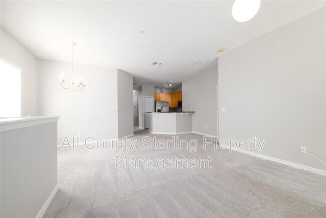 Building Photo - 5001 Kirkland Way
