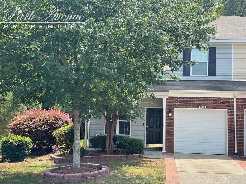13961 Singleleaf Lane, Charlotte, NC 28278 Townhome Rentals in