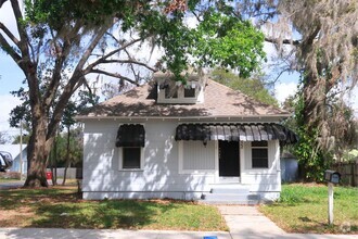 Building Photo - 808 McLendon St