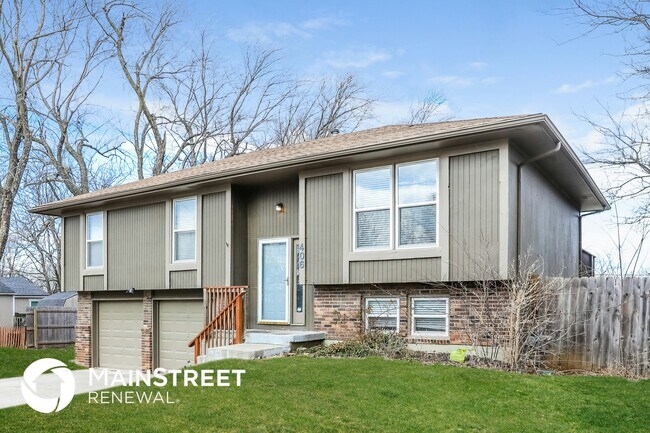 Foto del edificio - 406 E 164th Terrace