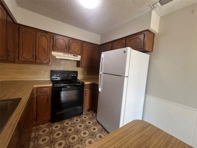 Foto del edificio - 2301 N Woods St