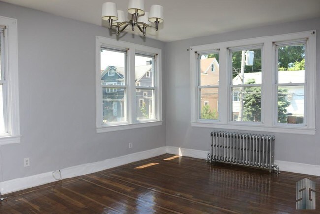Building Photo - 3978 Amundson Ave