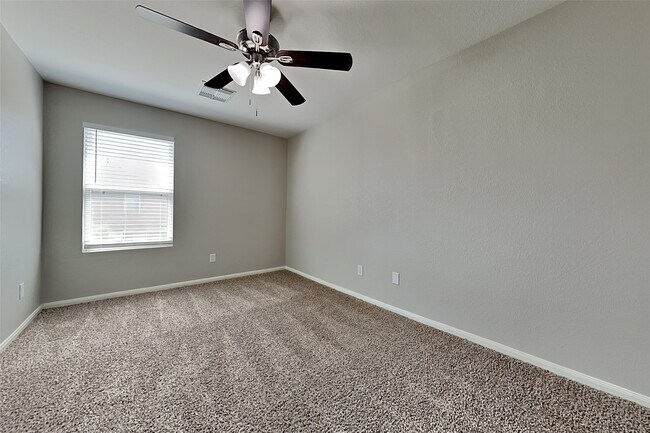 Foto del edificio - 16731 N Blue Jay Dr