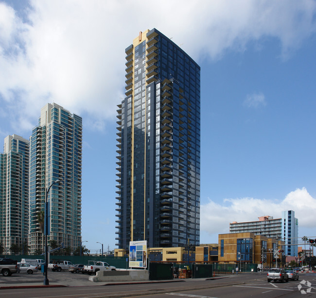 Building Photo - Bayside at the Embarcadero