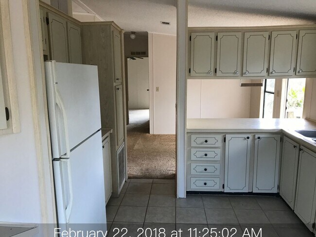 Building Photo - 196 Lake Como Dr