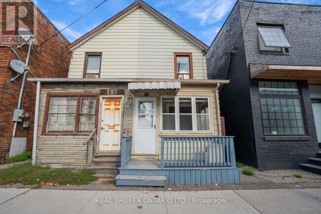 Photo du bâtiment - 195 Islington Ave