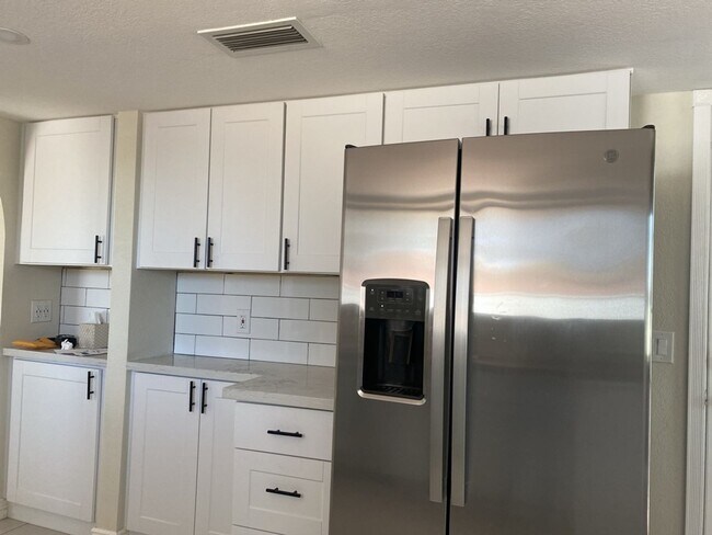 Foto del edificio - SUPER CUTE 2bed/2bath in Apache Junction!
