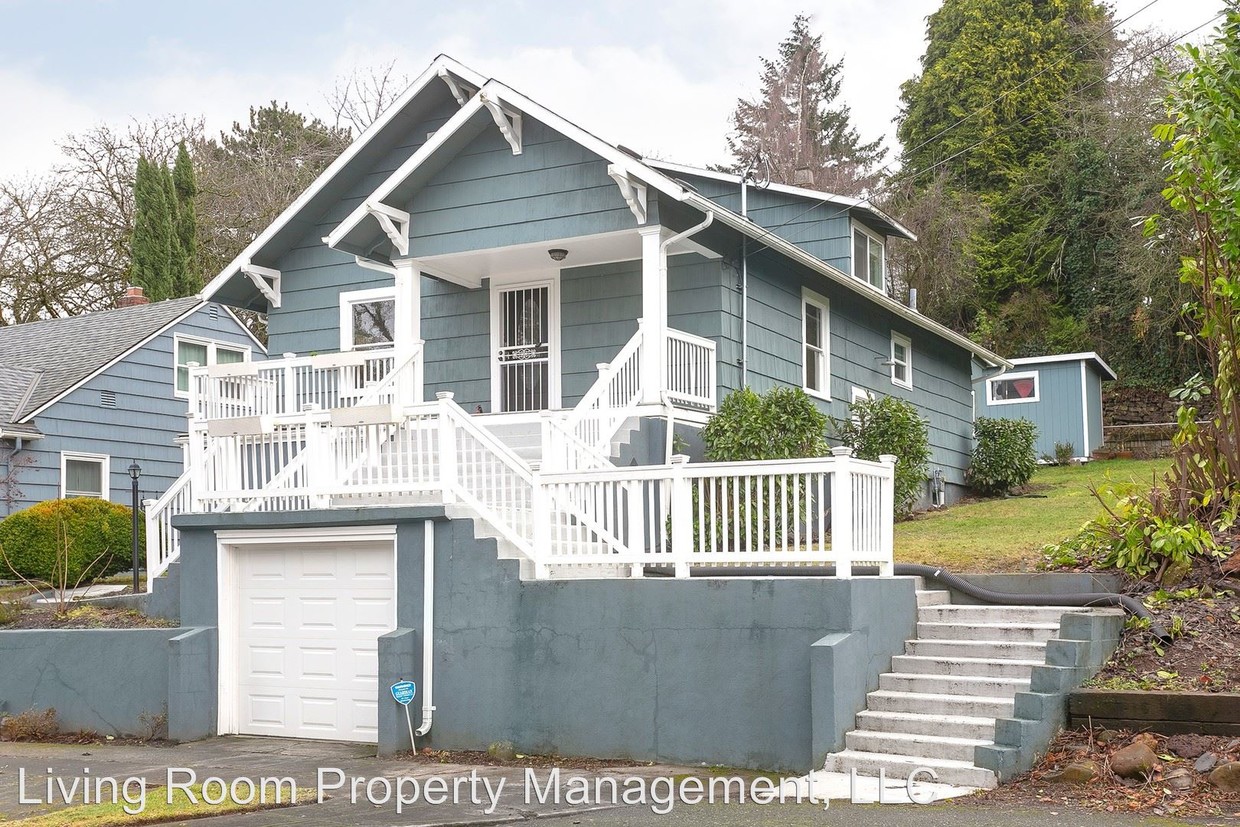 Primary Photo - 3 br, 2 bath House - 200 NE Beryl Ter
