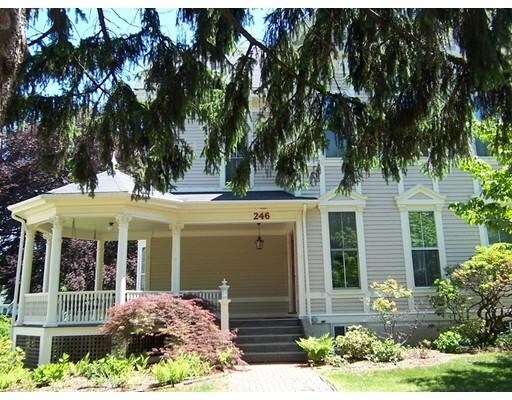 Foto del edificio - 246 Park Ave