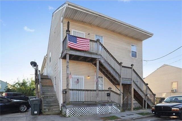 Primary Photo - 2128 Terpsichore St