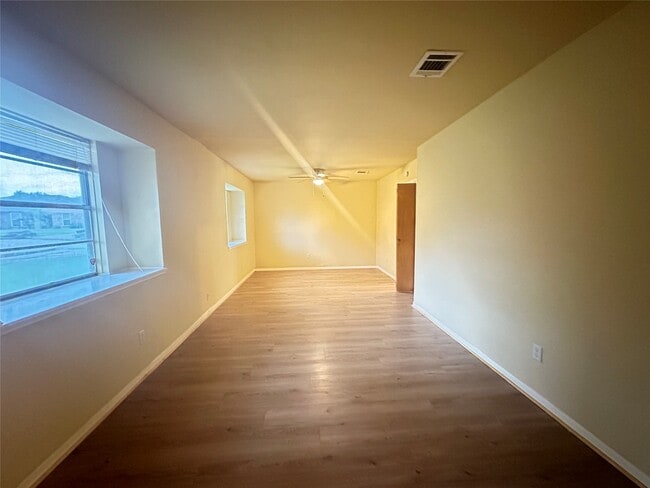 Foto del edificio - 1937 Arcadia Dr