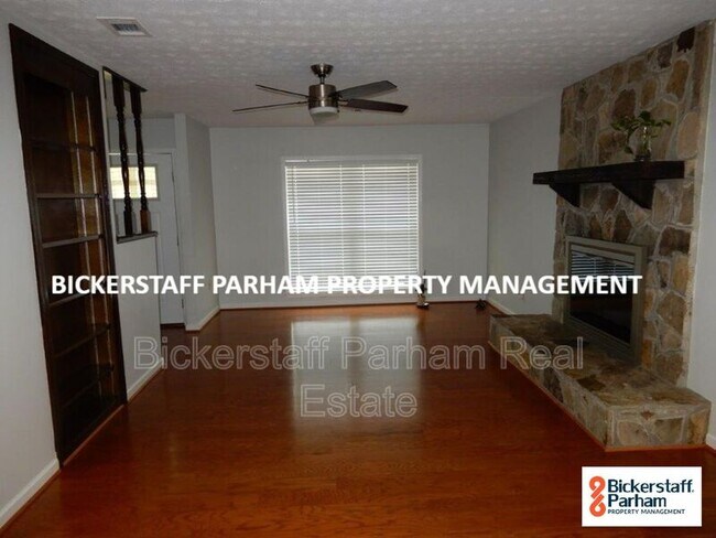 Building Photo - 7420 Paprika Ln