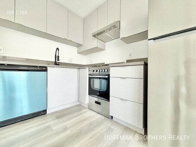 Foto del edificio - 6127 1/2 Monterey Rd-