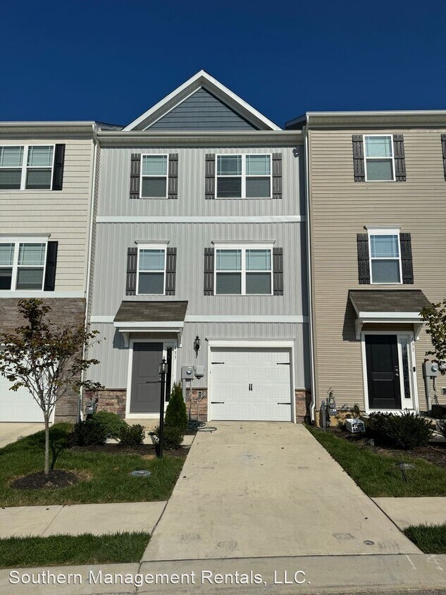Primary Photo - 3 br, 2.5 bath House - 133 Sussex Place